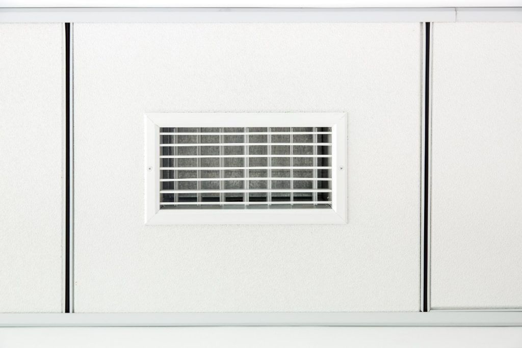 Mur double avec une lame d