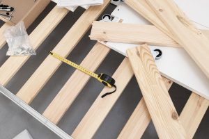 Comment démonter un sommier qui ne passe pas dans l’escalier ?