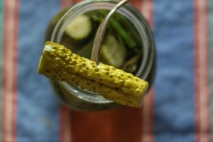 Comment préparer des cornichons maison sans passer par l&rsquo;étape du dégorgement ?